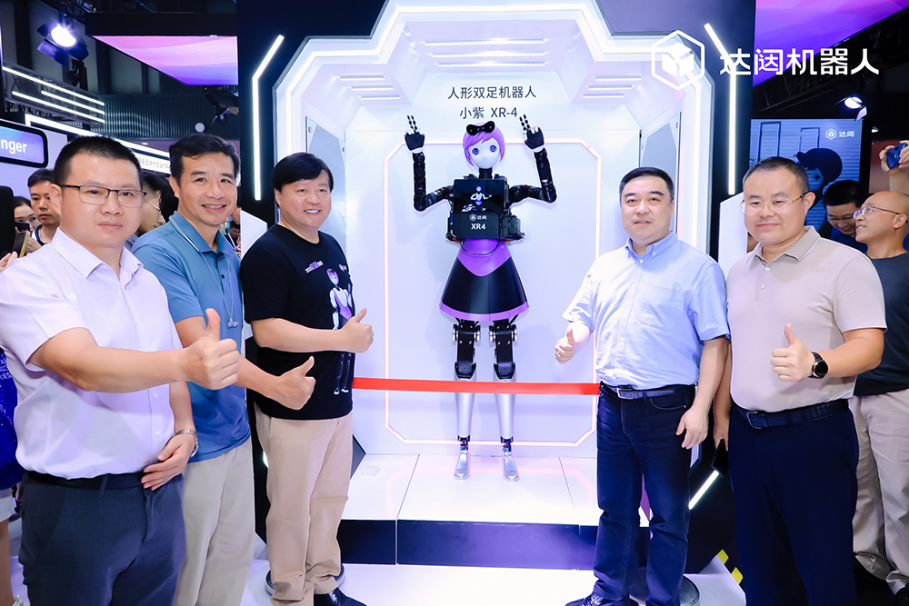 1692261088459757.jpg 14144576.jpg